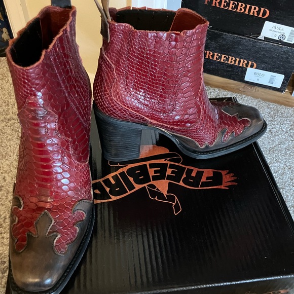 Freebird by Steven “Paula” Booties – Size 8 – Red/Brown Croc – EUC - Picture 4 of 12